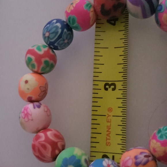 Multi Color Patterned Bracelet - Picture 4 of 5